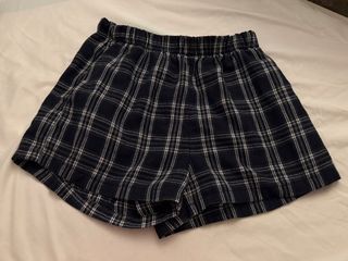 (Category: ) located in . Submitted by jesslynwardrobe (Listing ID 1453568112, Image 1). Description: .