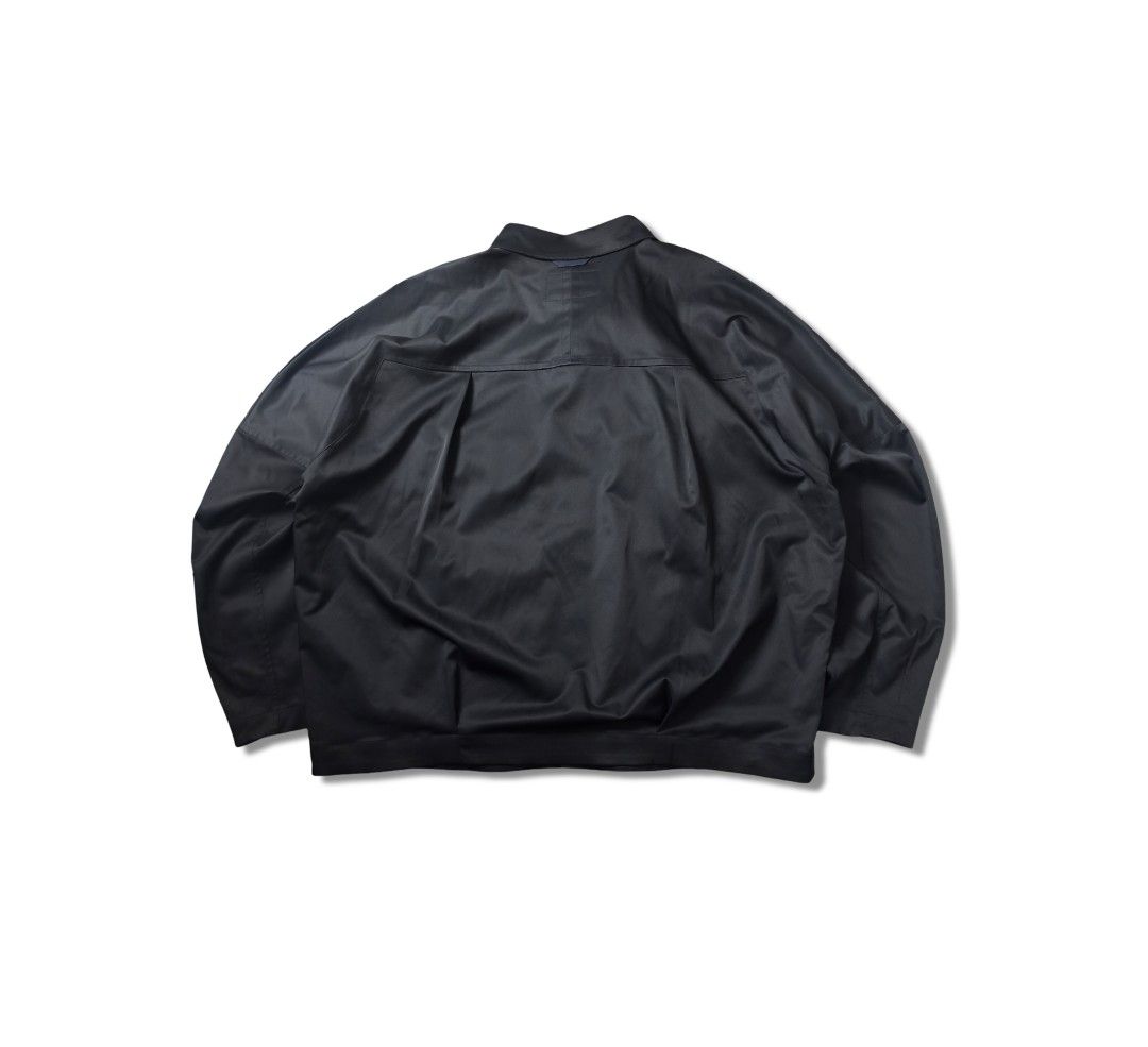 Poliquant Japan Technical Work Jacket (Category: Coats, Jackets and Outerwear) located in Mandaluyong City. Submitted by amekaji_store (Listing ID 1453620195, Image 2). Description: Poliquant Japan Technical Work Jacket Black Size: 4 fits Boxy XL Very minimal signs of wear. Excellent condition. Measurements: Shoulders: Raglan (22-23" estimate) Pit to pit: 27" Sleeves: Raglan (23-24" estimate) Length: 25.8" The Poliquant Work Jacket, a piece of fu