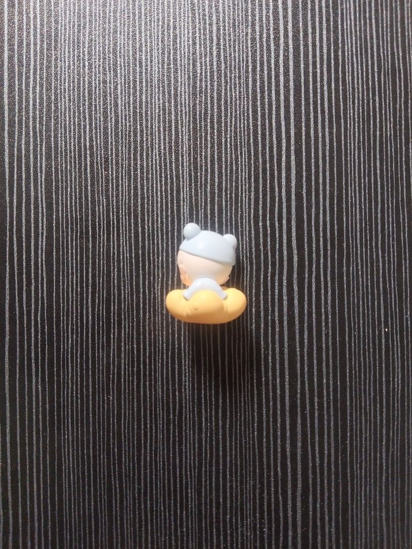 POP MART Pop Bean Goodnight Series Blind Box Figure (Category: Designer & Blind Box Toys) located in Quezon City. Submitted by osaki.drew (Listing ID 1453543094, Image 3). Description: - POP MART Goodnight Series blind box figure - Features the adorable character on the cloud - Brand new, comes with original packaging - Ideal for collectors or as a thoughtful gift.