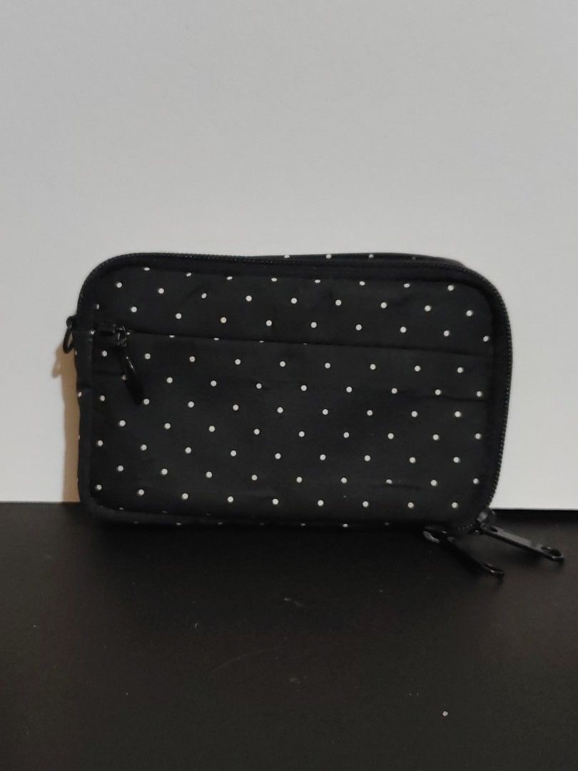 Porter Polka Wallet Pouch (Category: Luxury Bags & Wallets) located in Bayombong. Submitted by ecec1992 (Listing ID 1453503012, Image 2). Description: no issue mahal nito sa iba.