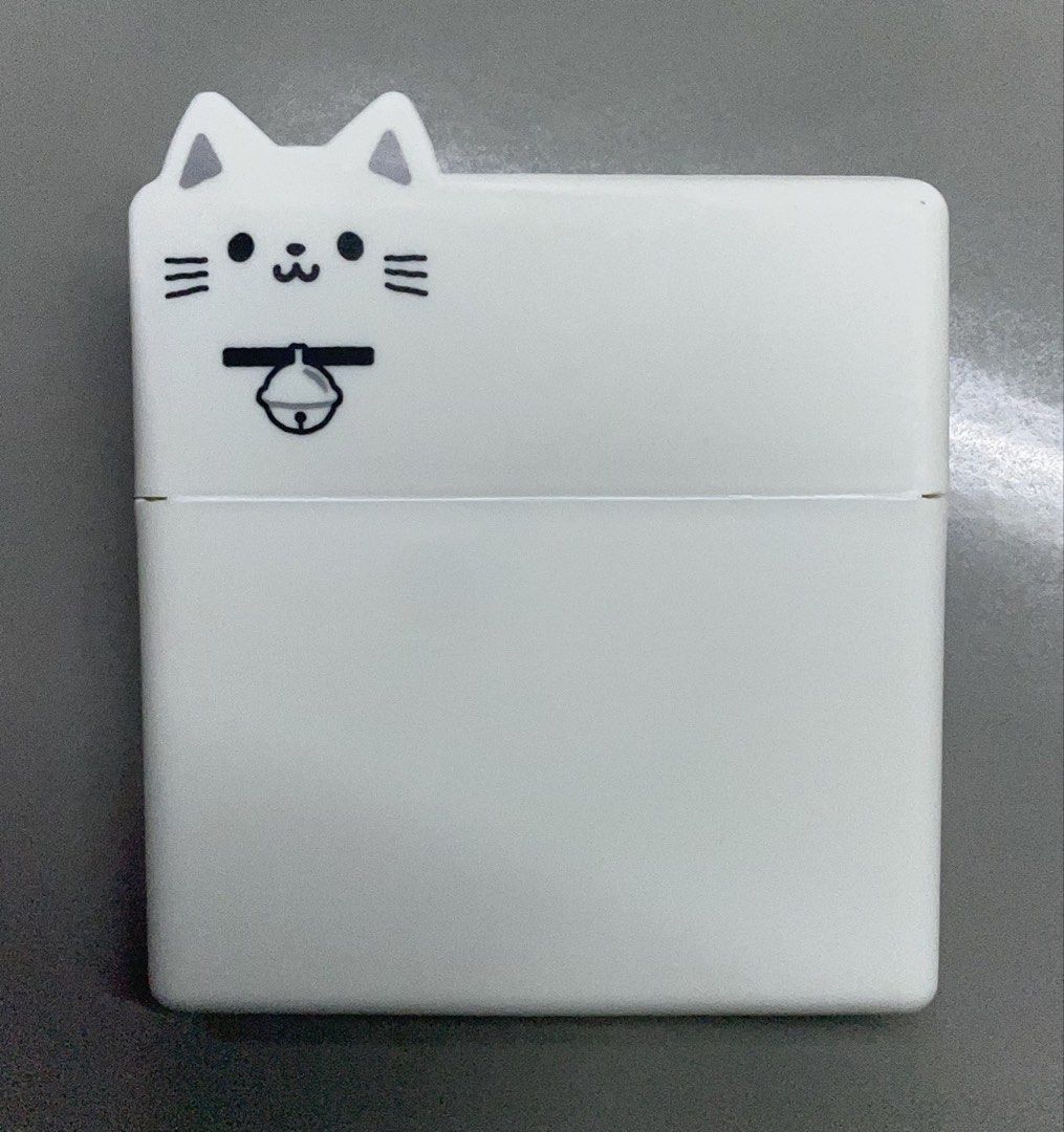 Post-it Case (Category: Stationery & School Supplies) located in Singapore. Submitted by happybabanana (Listing ID 1453518344, Image 2). Description: - Case can be attached to pencil holder - Cute cat design - Post-it inside, can be removed .