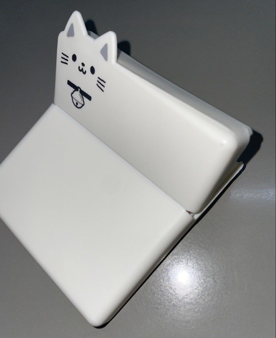 Post-it Case (Category: Stationery & School Supplies) located in Singapore. Submitted by happybabanana (Listing ID 1453518344, Image 3). Description: - Case can be attached to pencil holder - Cute cat design - Post-it inside, can be removed .