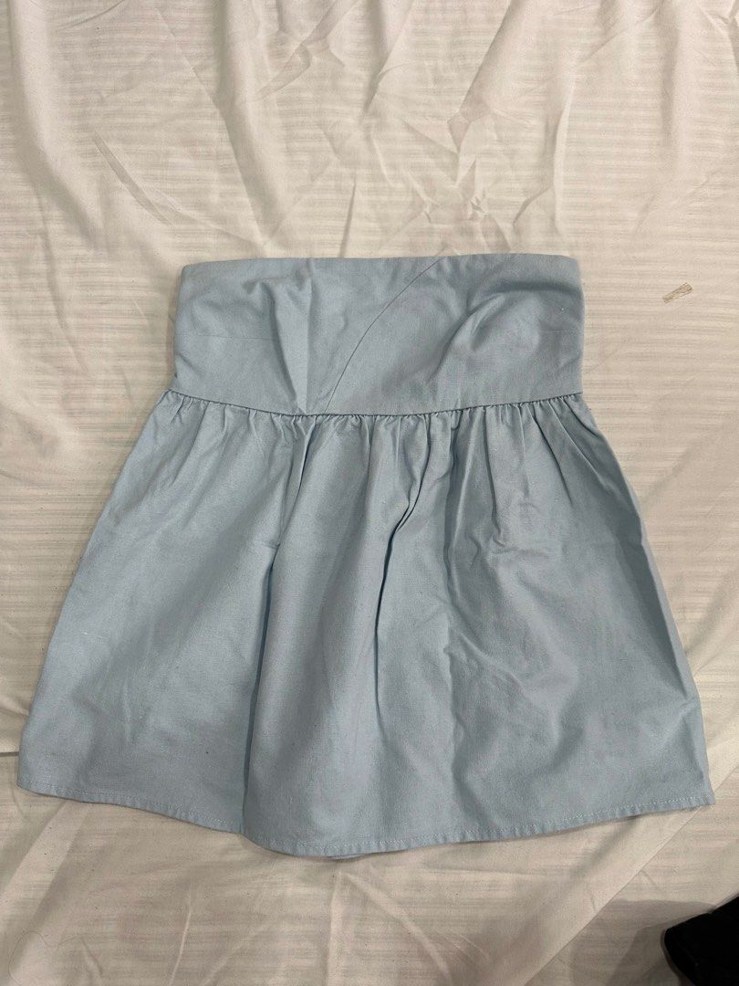 Powder Blue Linen Tube Top (Category: Sleeveless) located in Quezon City. Submitted by tangled8 (Listing ID 1453509716, Image 1). Description: .