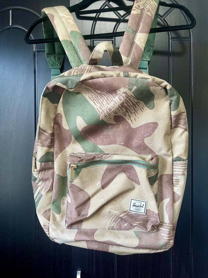 Preloved Herschel Settlement 23L Backpack (Category: Backpacks) located in Lapu Lapu. Submitted by yscbn (Listing ID 1453545813, Image 2). Description: Bag is still in very good condition. Used not more than 3x. .