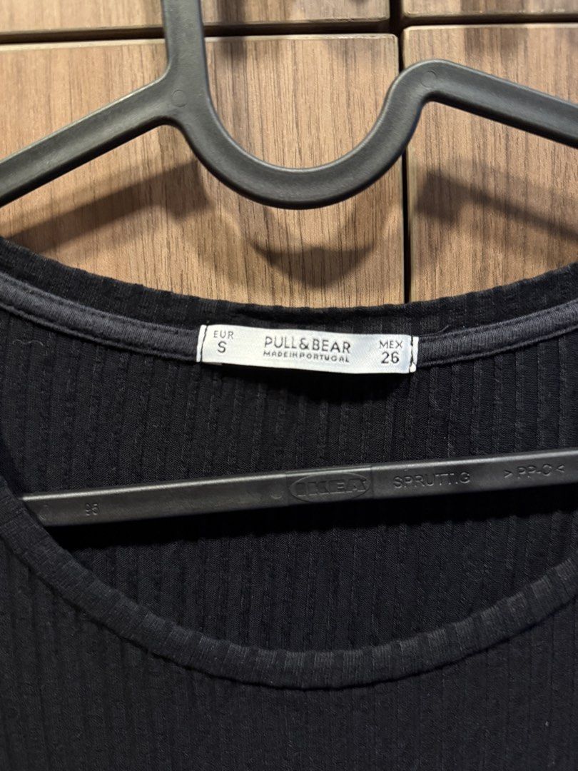Pull & Bear Black Ribbed Midi Dress Size S (Category: Dresses) located in Marikina City. Submitted by samndbx (Listing ID 1453474442, Image 2). Description: - Black ribbed midi dress from Pull & Bear - Features short sleeves and a crew neck - Side slits for enhanced comfort and movement - Perfect for everyday wear, easily dressed up or down - light / thin knit - Ideal for layering or wearing solo - midi - maxi length (ankle length for 5’7” height