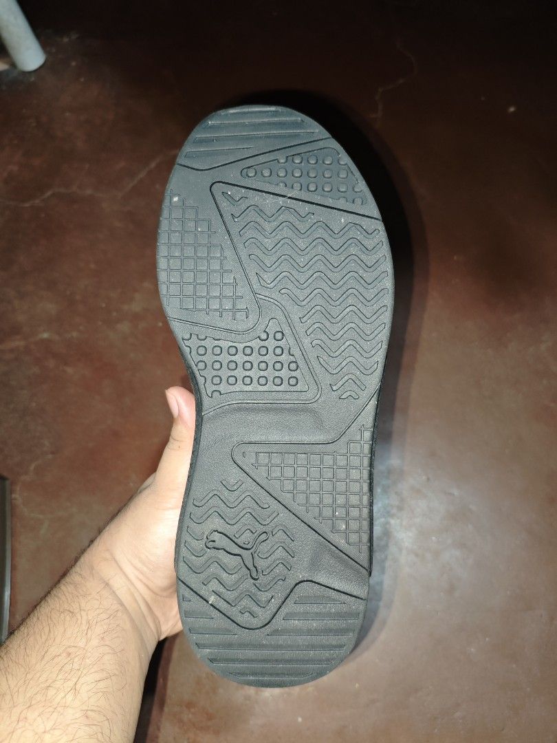 Puma X-Ray Trainers (Size 10.5, Black-Dark Shadow) (Category: Sneakers) located in Manila. Submitted by lim17less (Listing ID 1453566966, Image 2). Description: [RUSH] bought from Puma Philippines S*opee bagong bago, damaged box nga lang rfs: sinukat lang literal, 'di nagamit ever natambak lang payment first kung ship meetups: Manila, QC, Makati, drop loc na lang tignan natin kung malapit.