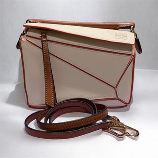 (Category: ) located in . Submitted by kcm_bags (Listing ID 1453530780, Image 1). Description: .