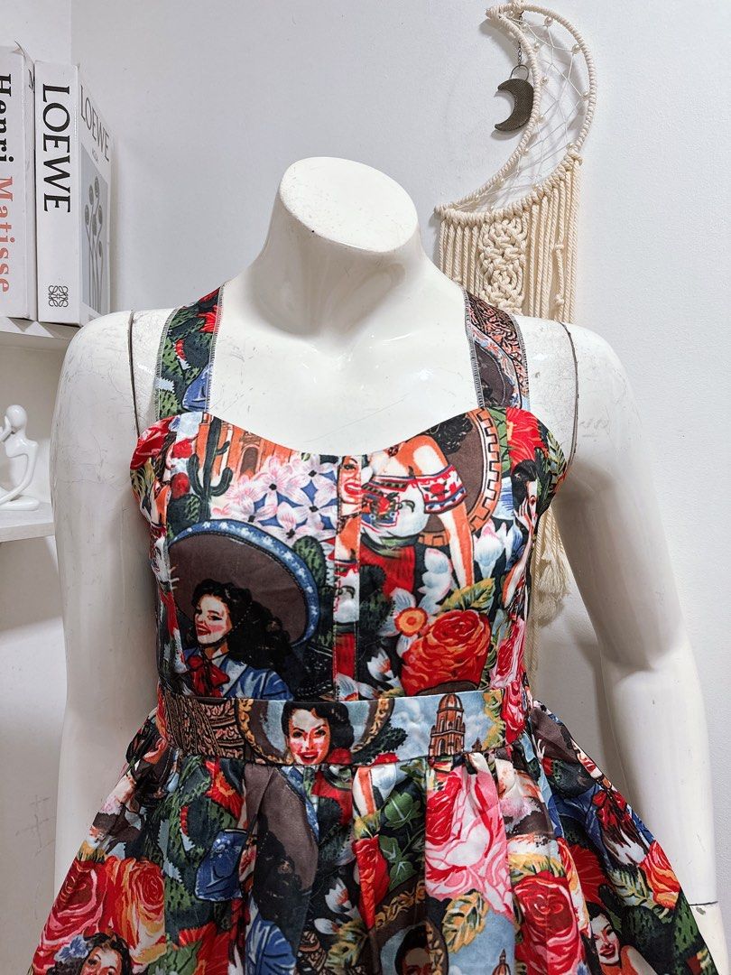 Red Cartoon X Back Dress ZZ2 (Category: Dresses) located in Manila. Submitted by chloereicapsule (Listing ID 1453609510, Image 3). Description: S-M size, thick quality fabric, side zipper, x strap at back, color rate 10/10 pm for other inquiries .