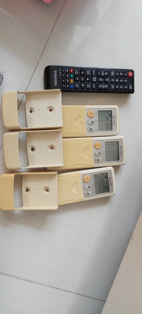 Remote controllers (Category: Other Home Appliances) located in Singapore. Submitted by raingal2015 (Listing ID 1453567528, Image 1). Description: mitsubishi aircon remote controllers x3 Samsung tv remote controller each $8.