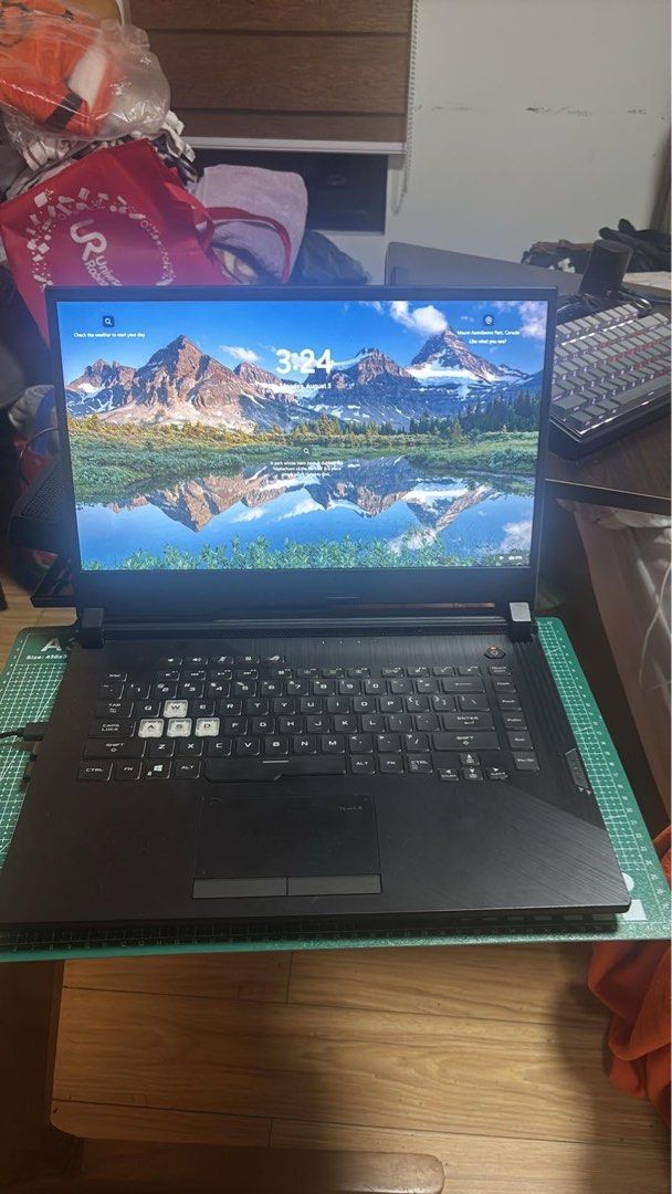 ROG STRIX G531GT (Category: Laptops & Notebooks) located in Manila. Submitted by paulcyrus0110 (Listing ID 1453473845, Image 2). Description: 32gb ram 1tb ssd i5 NVIDIA GeForce GTX 1650 25k rush issue nya lang is keyboard and yung speaker is basag kasi pinaayos ko yung keyboard before, nung nabalik sakin, basag na yung speaker inclusions: original charger free keyb and mouse.
