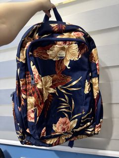 (Category: ) located in . Submitted by lululemonslice (Listing ID 1453454215, Image 1). Description: .
