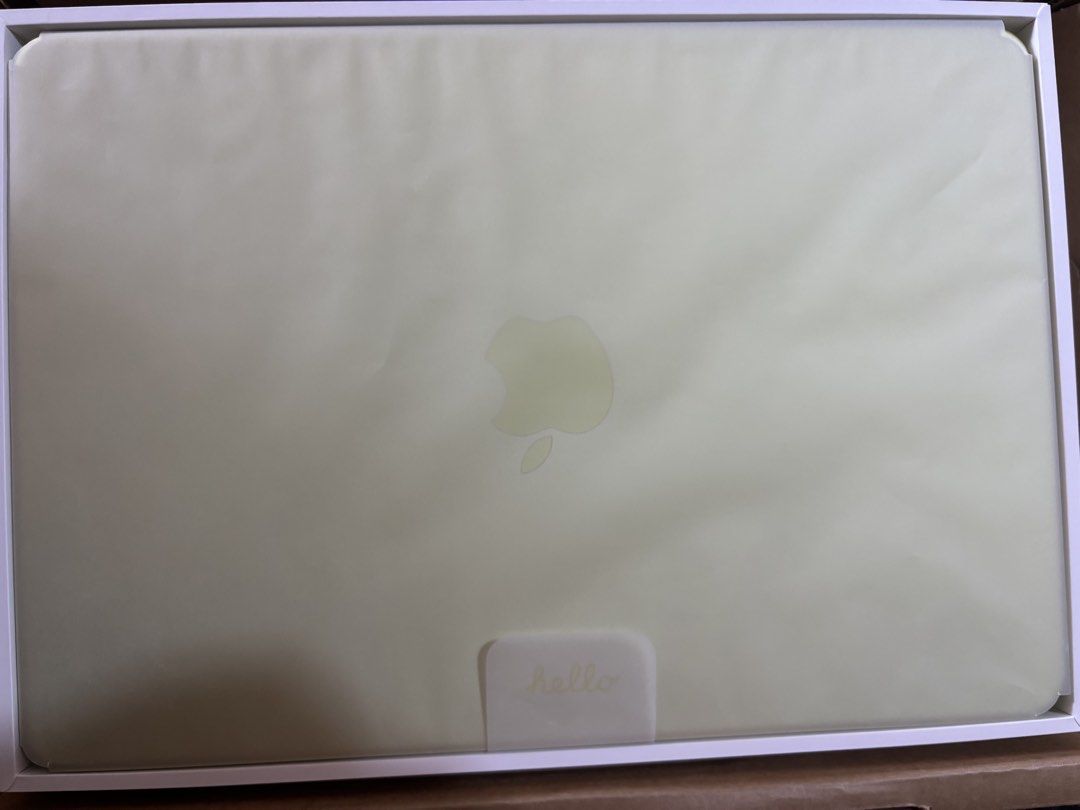 RUSH MACBOOK NEO 512GB (Category: Laptops & Notebooks) located in Manila. Submitted by meliorashop22 (Listing ID 1453619100, Image 2). Description: Apple MacBook Neo (512GB) - bilhin niyo na pls huhu - Brand New - FIXED PRICE - RFS: Not compatible with the course im taking - 512GB SSD storage with 8GB of memory - Apple A18 Pro Chip - Touch ID sensor - 13.0-inch Liquid Retina display (2408×1506 native resolution) - High-quality 1080p HD camera, du