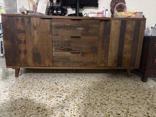 (Category: ) located in . Submitted by sc131414937054 (Listing ID 1453557481, Image 1). Description: .