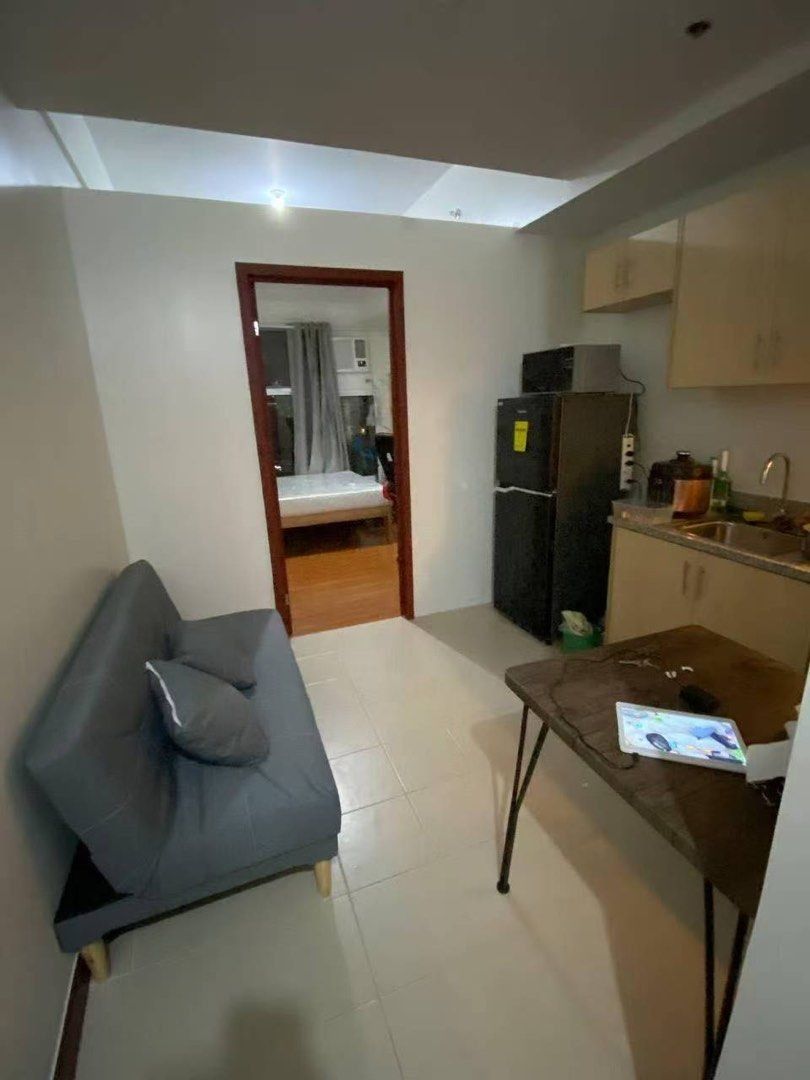 Sale: Paseo de Roces Makati (Category: Apartments & Condos) located in Makati City. Submitted by agent_rachel (Listing ID 1453492076, Image 1). Description: For sale! Paseo de roces tower 2 Studio unit with partition 25.5sqm(3 units available) 31st/32nd floor.