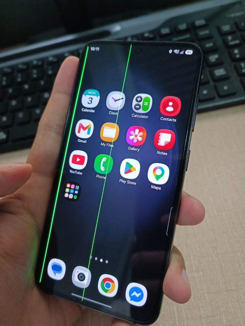 Samsung Galaxy S23 (Category: Samsung) located in Cotabato. Submitted by acean01 (Listing ID 1453443485, Image 2). Description: Complete set with box Free brand new case worth 1,300 +3 cases(used).