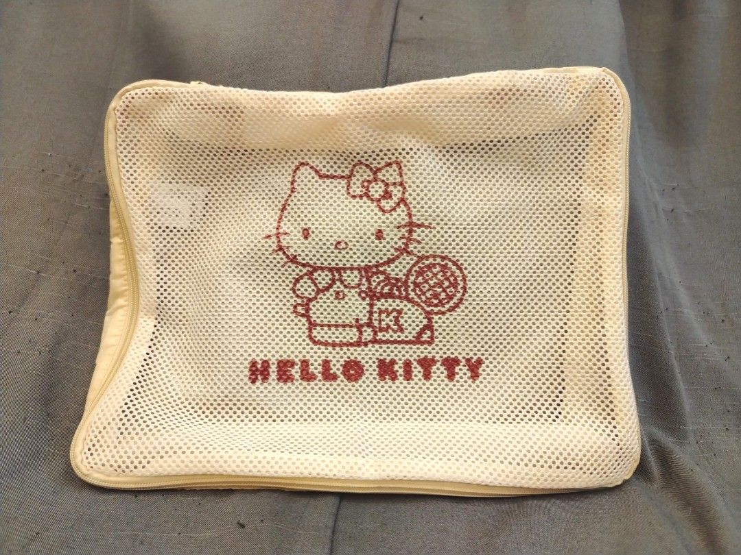 Sanrio Hello Kitty Laundry Net Pouch (Category: Laundry Baskets) located in San Fernando. Submitted by jpmarketplace2023 (Listing ID 1453579956, Image 1). Description: 💚 All items are authentic from Japan. 💛 MOP: GCash (❌️ GCash Protect) 🩵 MOD: LBC only (❌️ S. Checkout, COD, COP) 💙 Meet-up: Vista Mall, San Fernando, Pampanga 💜 All items are on-hand. 🧡 First to pay gets the item first. ❤️ Breakable items are packed with care and caution. Sel