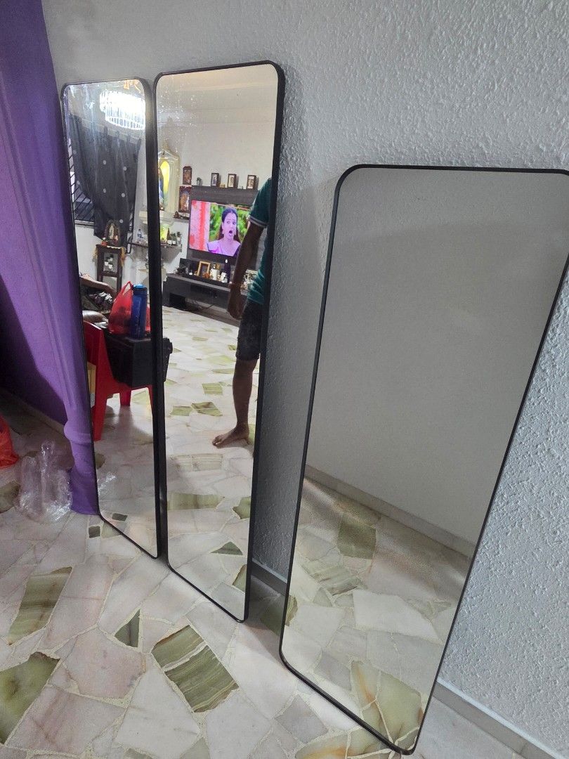 3 Rectangular Mirrors with Black Frames (Category: Mirrors) located in Singapore. Submitted by karuppugulla (Listing ID 1453541297, Image 1). Description: - 3 rectangular mirrors - Sleek black frames - Can be hung together or individually - Clean and simple aesthetic Small Mirror ($50) 131 x 40 Big Mirror ($25) Got 2 sets 147 x 36.