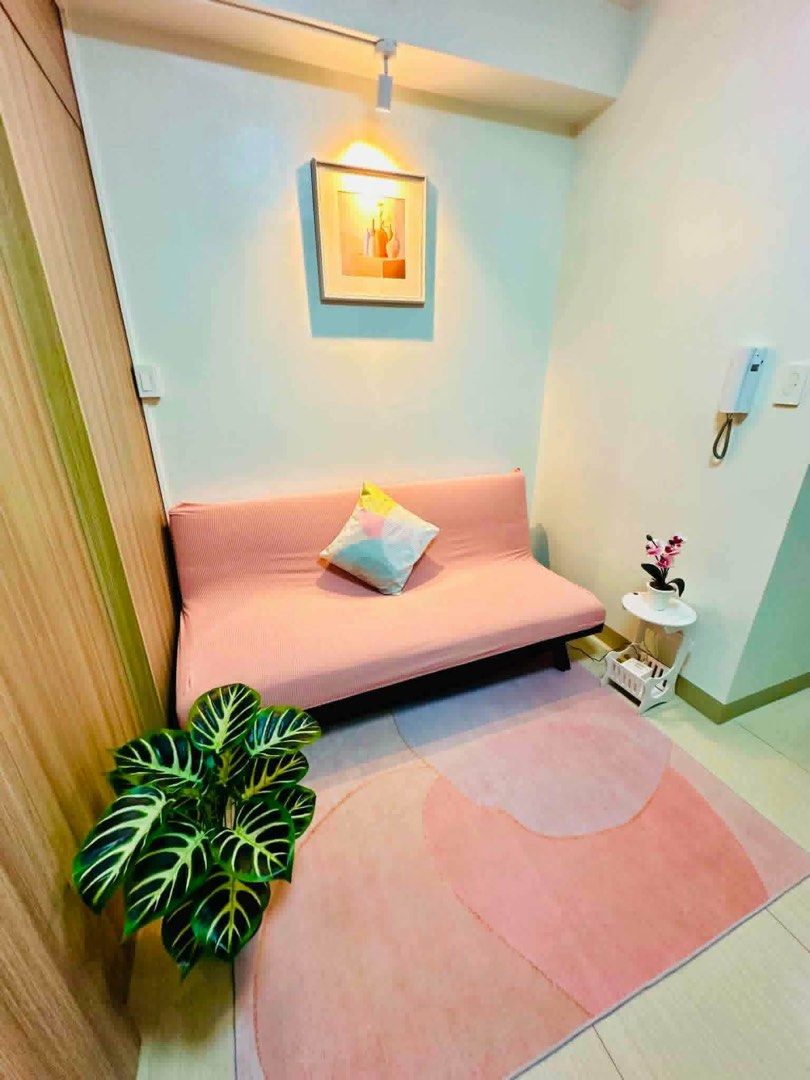 SHORE RESIDENCE FOR RENT (Category: Apartments & Condos) located in Caloocan City. Submitted by sizzies_fashion_style (Listing ID 1453435128, Image 1). Description: SHORE RESIDENCE IN PASAY AVAILABLE FOR RENT WITH MINIMUM 6months contact ₱20,000 monthly rent Message for inquiry 😊.