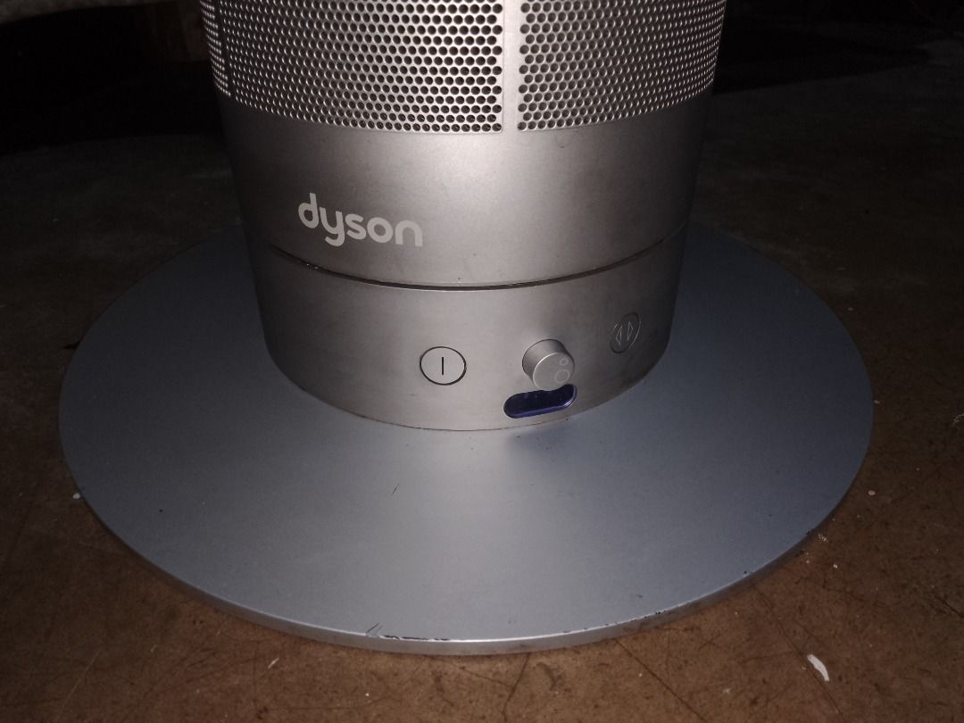 Silver Dyson Tower Fan (Category: Fans) located in Pasay City. Submitted by rockysalud60542 (Listing ID 1453616953, Image 2). Description: - Silver Dyson Tower Fa- Bladeless design for safety and easy cleanin- Includes original power adapt- Fully functional and cools rooms effectiv- Selling because of an upgrade to an air condition selling air multiplier used once (sinubukan lang) orig & working from us 110 volts (need gamitan ng transformer) ori