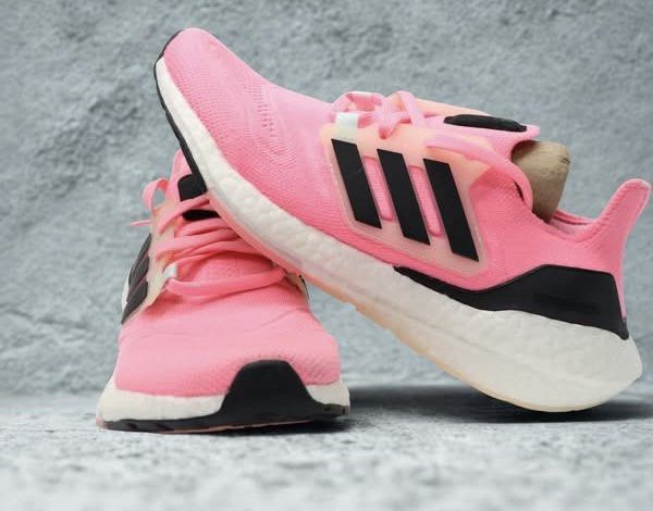 Size 5.5 womens ultraboost 22 pink (Category: Sneakers) located in Bacoor. Submitted by sempenden (Listing ID 1453525265, Image 3). Description: Size 5.5 womens.