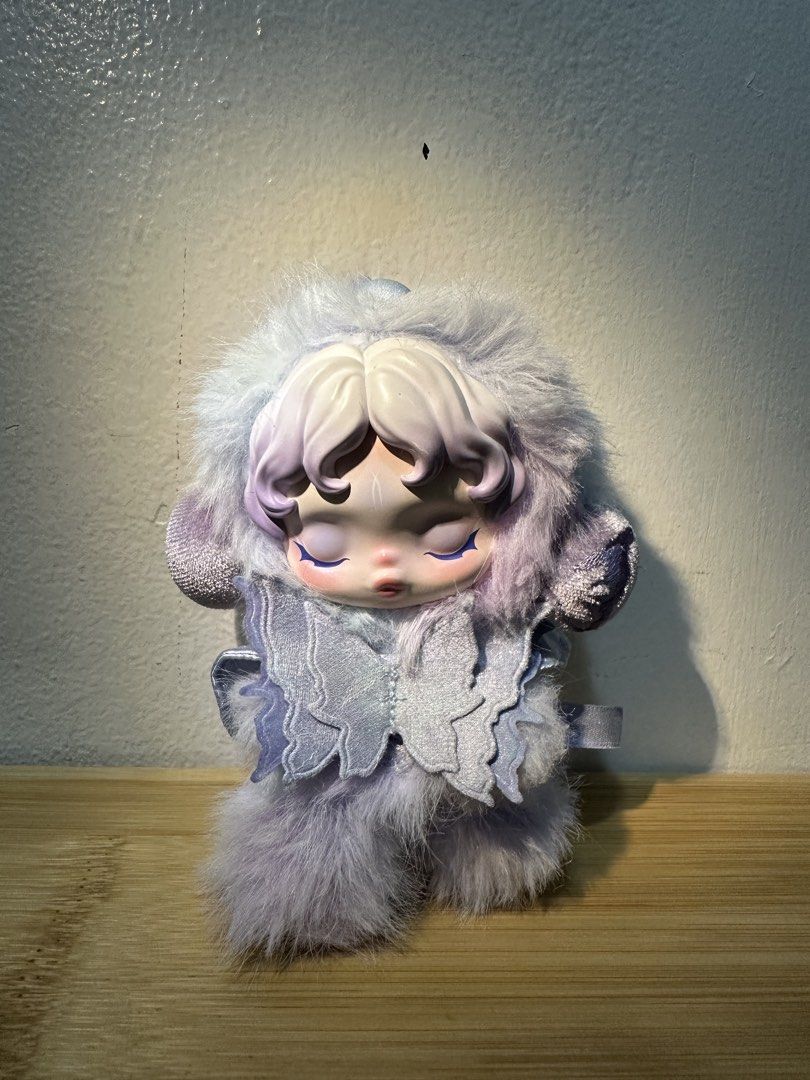 Skullpanda Lightning L’impressionnisme Plush (Category: Plushies & Soft Toys) located in Los Banos. Submitted by septcentdouze (Listing ID 1453596978, Image 1). Description: Second hand authentic plush pendant from Popmart Skullpanda Has paint chips on hair (no other damage) No Box and no card (received as gift) .