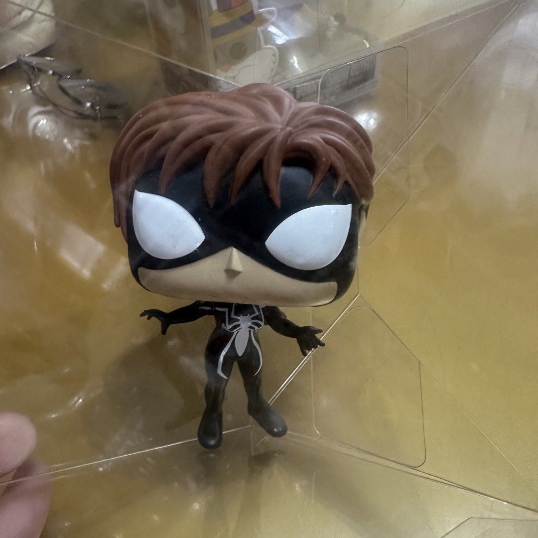 Spider Girl Marvel OOB Funko (Category: Figurines & Statues) located in Bacoor. Submitted by sempenden (Listing ID 1453523302, Image 1). Description: Spiderman Free for all purchase reaching 5k.