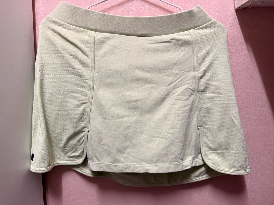 Sports Skirt (Category: Activewear) located in Muntinlupa City. Submitted by Jessa (Listing ID 1453605481, Image 1). Description: .