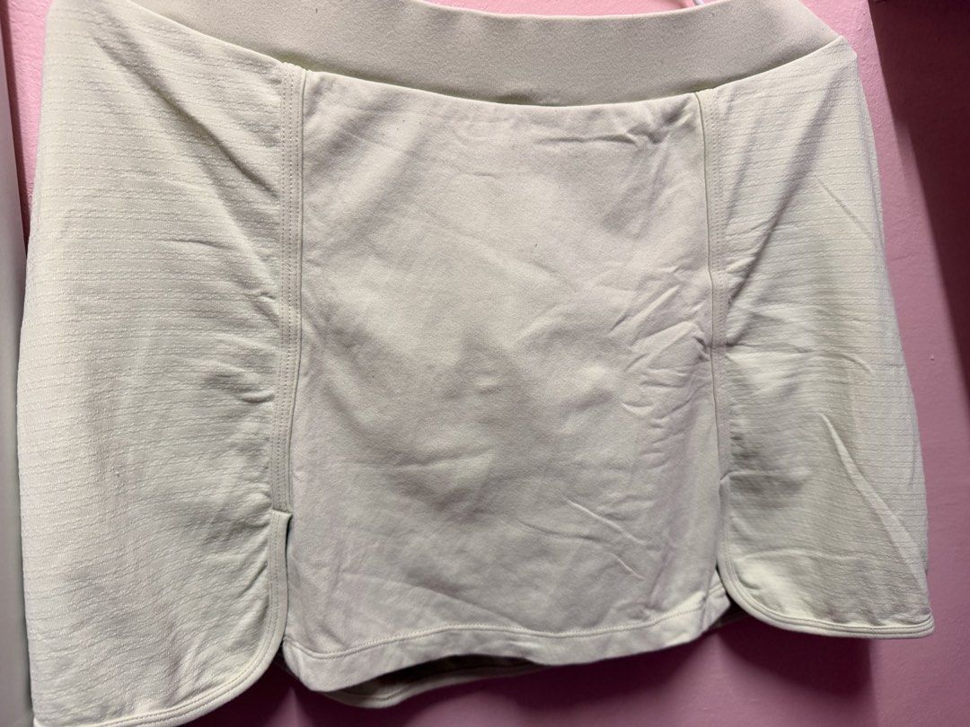 Sports Skirt (Category: Activewear) located in Muntinlupa City. Submitted by Jessa (Listing ID 1453605481, Image 2). Description: .