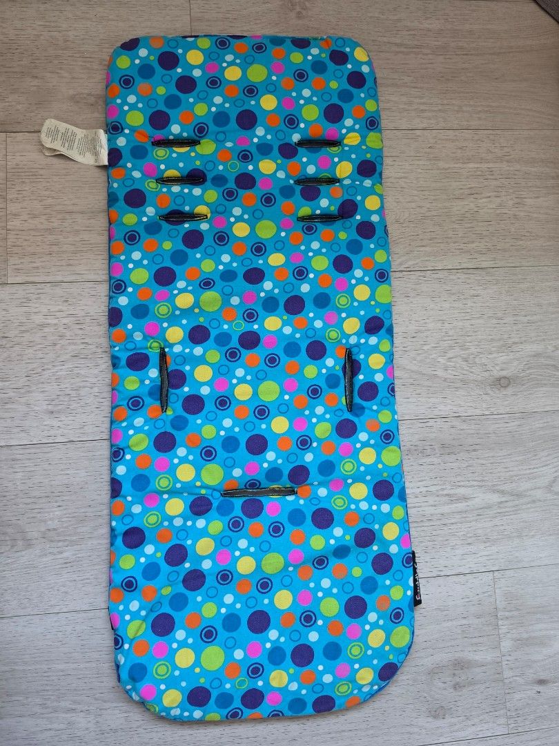Stroller Padding (Category: Other Babies Going Out Needs) located in Singapore. Submitted by notpetya (Listing ID 1453549439, Image 1). Description: a stroller liner from CuddleCo, slightly used, in good condition.