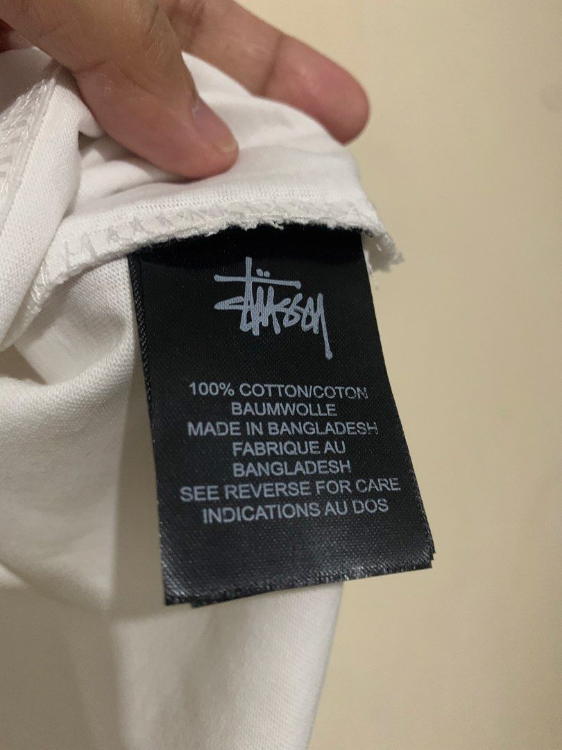Stussy Graphic Shirt| Large (Category: Tshirts & Polo Shirts ) located in Taytay. Submitted by chilledcherries (Listing ID 1453610767, Image 3). Description: 👕 💯 cotton 👕 27 inches length (top to bottom) 👕 21 inches width (armpit to armpit) 👕 Great graphic design!.