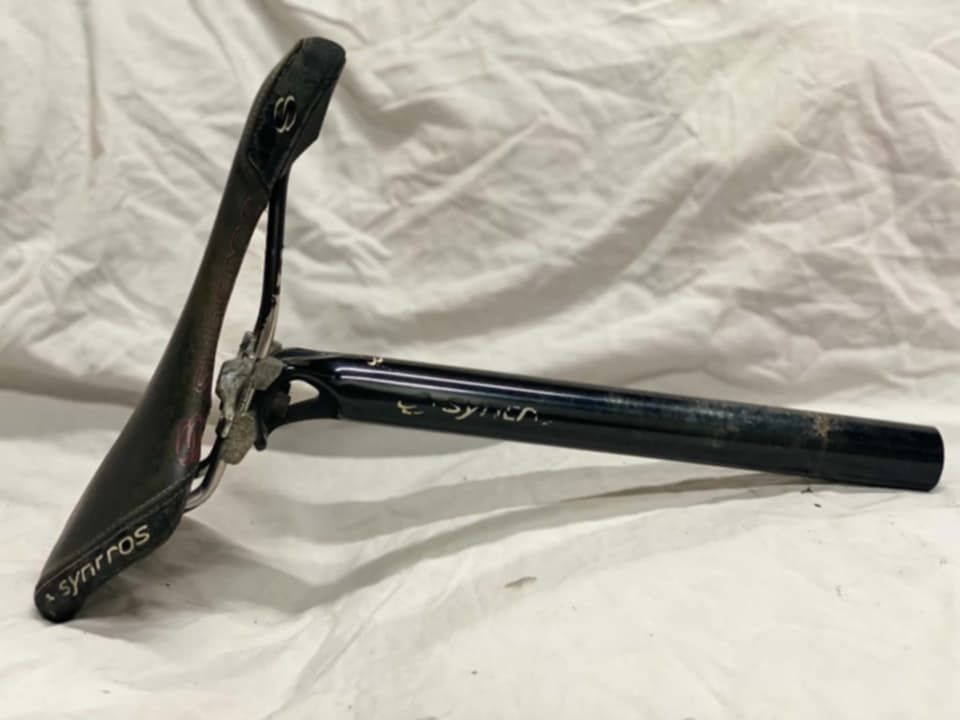 Syncros Saddle and Seatpost (Category: Bicycles) located in Rizal. Submitted by saferiver.bd979b (Listing ID 1453525094, Image 1). Description: Selling a Syncros seatpost and Specialized saddle . Black saddle with 'Syncros' branding. The seatpost is also black with some scuff marks from use. Ready for your next ride. Let me know if you have questions..