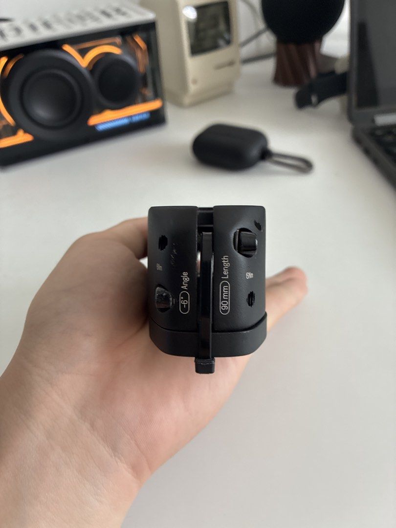 Syncros Stem (Category: Parts & Accessories) located in Singapore. Submitted by aspl7710 (Listing ID 1453512574, Image 5). Description: - Syncros Bicycle Stem, 31.8mm clamp - Length: 90mm - Angle: -6 degrees - Color: Black - Condition: No cracks, just a marking from bike fitter.