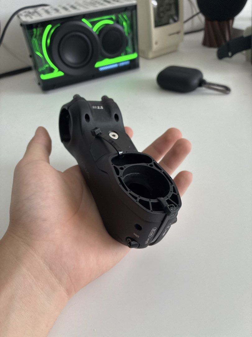 Syncros Stem (Category: Parts & Accessories) located in Singapore. Submitted by aspl7710 (Listing ID 1453512574, Image 4). Description: - Syncros Bicycle Stem, 31.8mm clamp - Length: 90mm - Angle: -6 degrees - Color: Black - Condition: No cracks, just a marking from bike fitter.