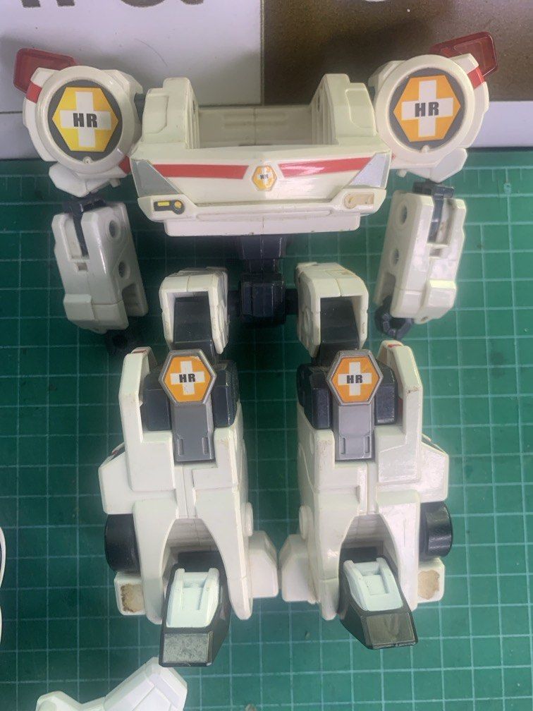 Takara Tomica Robots - Scrap / Parts (Category: Vehicle & Diecast Models) located in Carmona. Submitted by bihira (Listing ID 1453507035, Image 3). Description: Takara Tomica Robots - Scrap / Parts - WYSIWYG - For parts / DIY / Diorama - Missing pieces - Drive Head - - MK II - Cyclone Interceptor - White Hope - Gao Granner Leo - Parts.