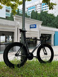 (Category: ) located in . Submitted by bry.bikes (Listing ID 1453576816, Image 1). Description: .