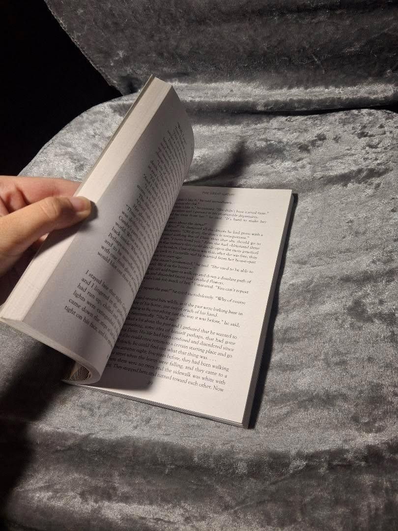 The Great Gatsby (Category: Storybooks) located in Valenzuela. Submitted by alaineex (Listing ID 1453585173, Image 3). Description: bought from fully booked with plastic cover slight ink stain super good condition slightly negotiable price.