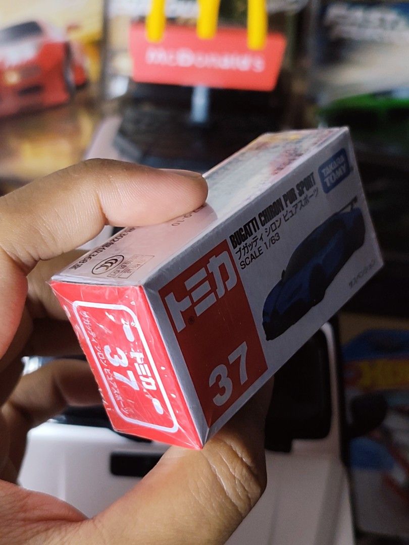 Tomica Bugatti Chiron PUR Sport // 180php (Category: Vehicle & Diecast Models) located in Quezon City. Submitted by edrielgp (Listing ID 1453608446, Image 2). Description: Tomica Bugatti Chiron PUR Sport // 180php Firm price. Payment - gcash or gotyme Meet up by schedule Location: Wilcon City Center Visayas Ave., Quezon City Delivery - jnt wed and friday lbc & lalamove everyday..