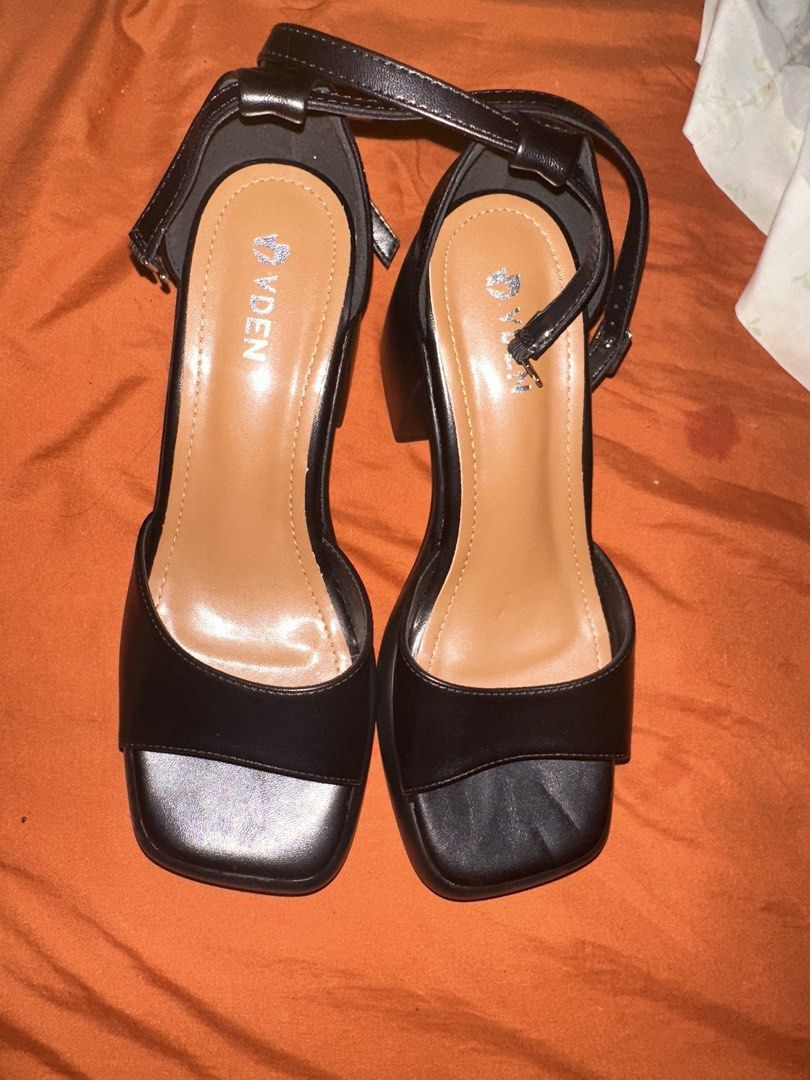 High Heeled Block Sandals (Category: Sandals) located in Rizal. Submitted by jonaxxlizel (Listing ID 1453564994, Image 1). Description: -Never been used -No Box -Black platform sandals - Chunky block heel - Ankle strap - Open toe design - Comfortable to wear - Versatile for dressing up or down .