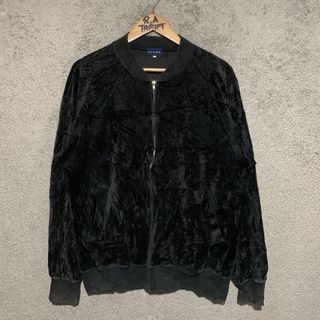 (Category: ) located in . Submitted by young_r.a.thrift (Listing ID 1453605856, Image 1). Description: .