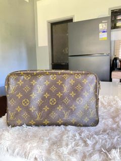 (Category: ) located in . Submitted by luxbagelyas (Listing ID 1453543068, Image 1). Description: .