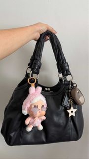 (Category: ) located in . Submitted by shoppshopp (Listing ID 1453619094, Image 1). Description: .