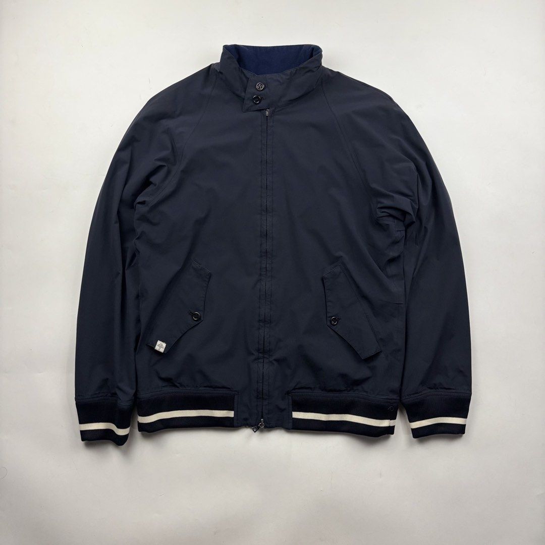 Visvim Goretex Zip Up Jacket (Category: Coats, Jackets and Outerwear) located in Makati City. Submitted by ragrepository (Listing ID 1453436247, Image 1). Description: Visvim Goretex Zip Up Jacket Tagged as Medium Length-26” Pit to pit-21” Sleeves- 28” Shoulder- Condition-9/10 Flaw-None .