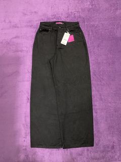 (Category: ) located in . Submitted by abysthriftco (Listing ID 1453466052, Image 1). Description: .