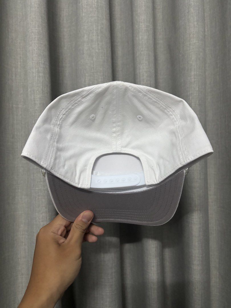 Wimbledon centre court tennis cap (Category: Caps & Hats) located in Manila. Submitted by Caps4everyone (Listing ID 1453580843, Image 3). Description: For sale only Price: 1,500 location: caloocan Shipping: lbc and lalamove Pm for sure buyer only Tysm admin .