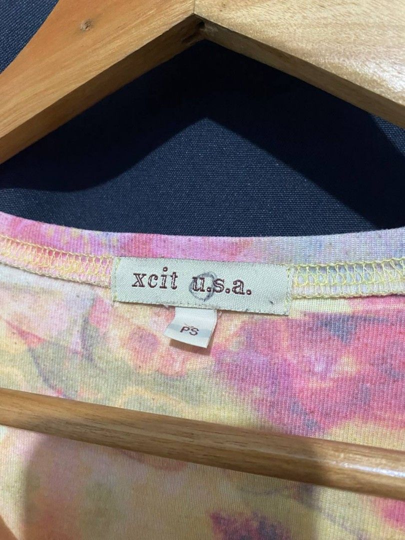 xcit fairycore design top (Category: Shirts) located in San Rafael. Submitted by _foundbyk (Listing ID 1453593142, Image 2). Description: no issue.