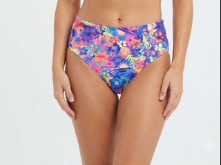 (Category: ) located in . Submitted by sunnyfloshop (Listing ID 1453609220, Image 1). Description: .