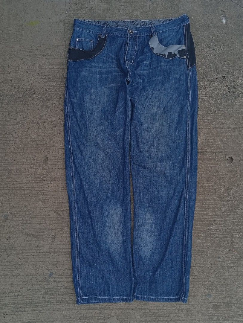 Y2k Ecko Unltd Baggy Pants (Category: Jeans) located in Manila. Submitted by jaylordfermilan (Listing ID 1453474693, Image 2). Description: Cr:10/10 Dimes: 38x42 No issue as new condition.