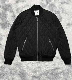 (Category: ) located in . Submitted by winterclothes.ph (Listing ID 1453598737, Image 1). Description: .