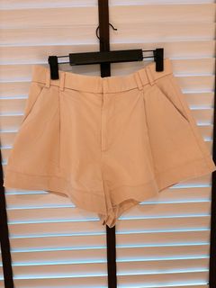 (Category: ) located in . Submitted by kinekosells (Listing ID 1453506351, Image 1). Description: .