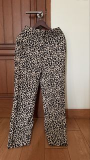 (Kategori: ) berada di . Dikirim oleh tinytrove (ID iklan 1453591433, Gambar 1). Deskripsi: .